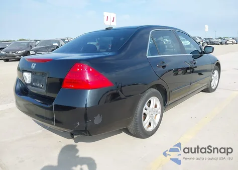 2007 Honda Accord 2.4 Ex z USA, uszkodzony, nr VIN 1HGCM56857A055352